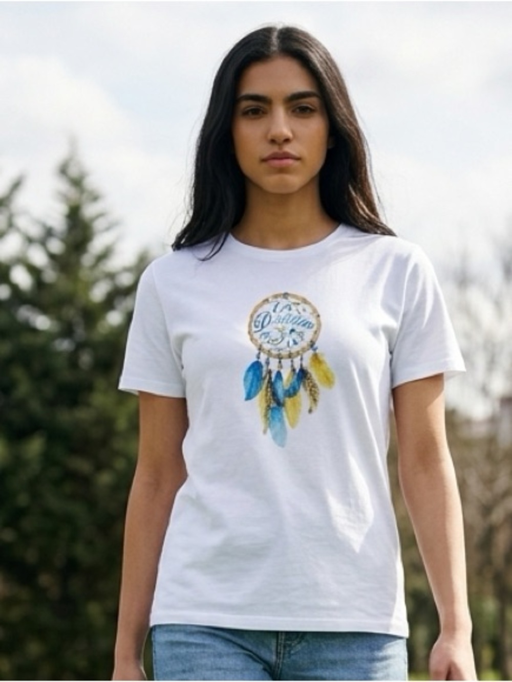 EUC White Short Sleeve Bright Blue Yellow Dreamcatcher Top Shirt a Size Large